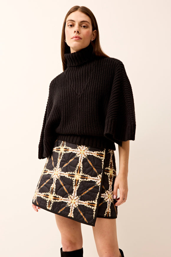 Black Annika Popover