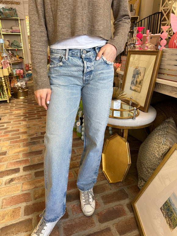 MV Wildwood Straight-Low Jeans