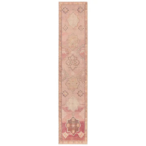 RUG KAR02 2'6"X12' RNR PINK